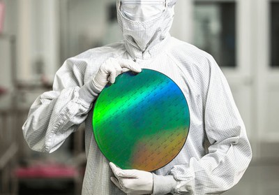 硅谷周報(bào) xAI收購X平臺、安卓走向閉源、DeepSeek成AI新標(biāo)桿與量子計(jì)算服務(wù)崛起